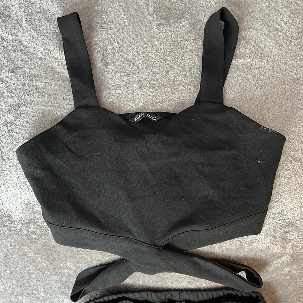 S Black 2 piece outfit - Picture 2 of 6